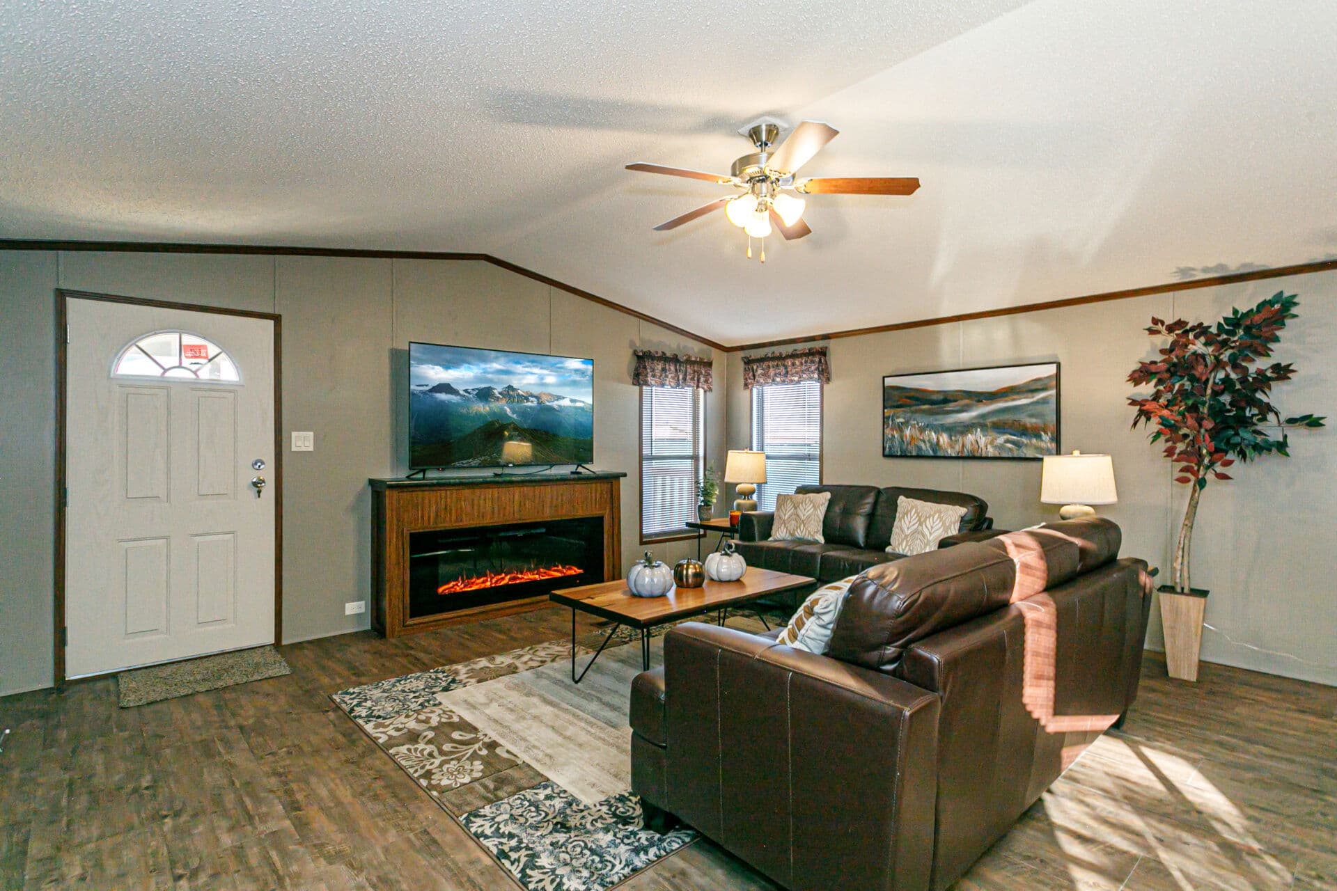 Heritage h-1872-32a interior home features