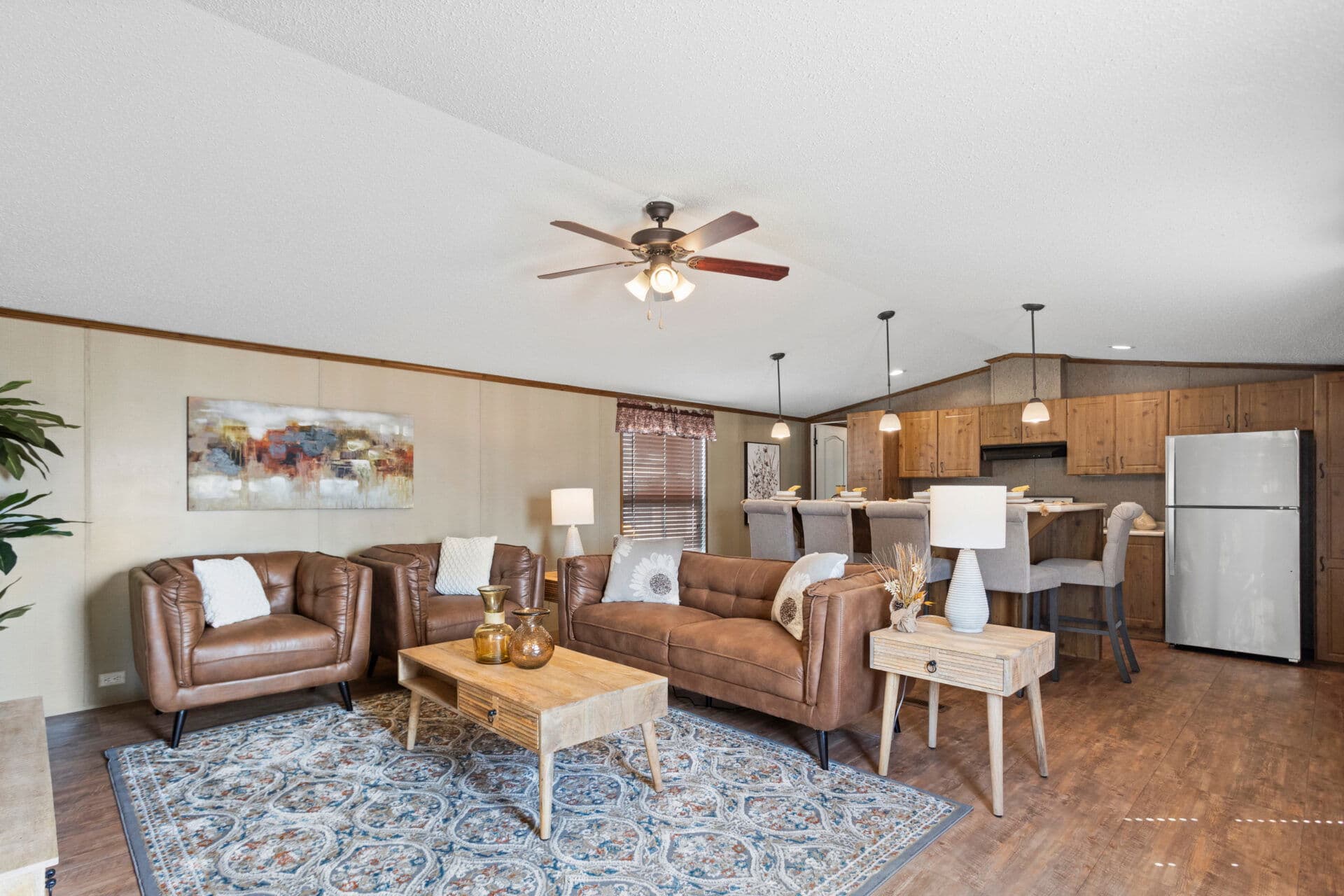 Classic c-1868-32a interior home features