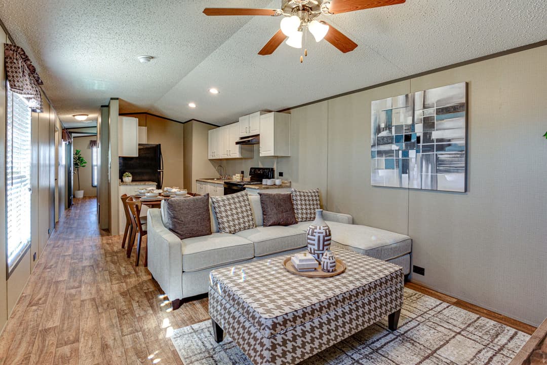 Select s-1256-21a interior home features