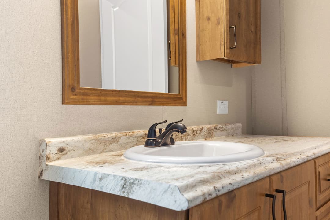 Heritage h-3260-32a bathroom home features