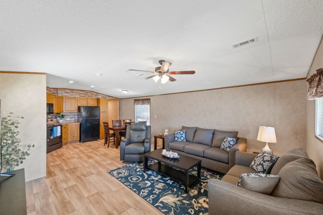 Heritage h-1680-32flp interior home features