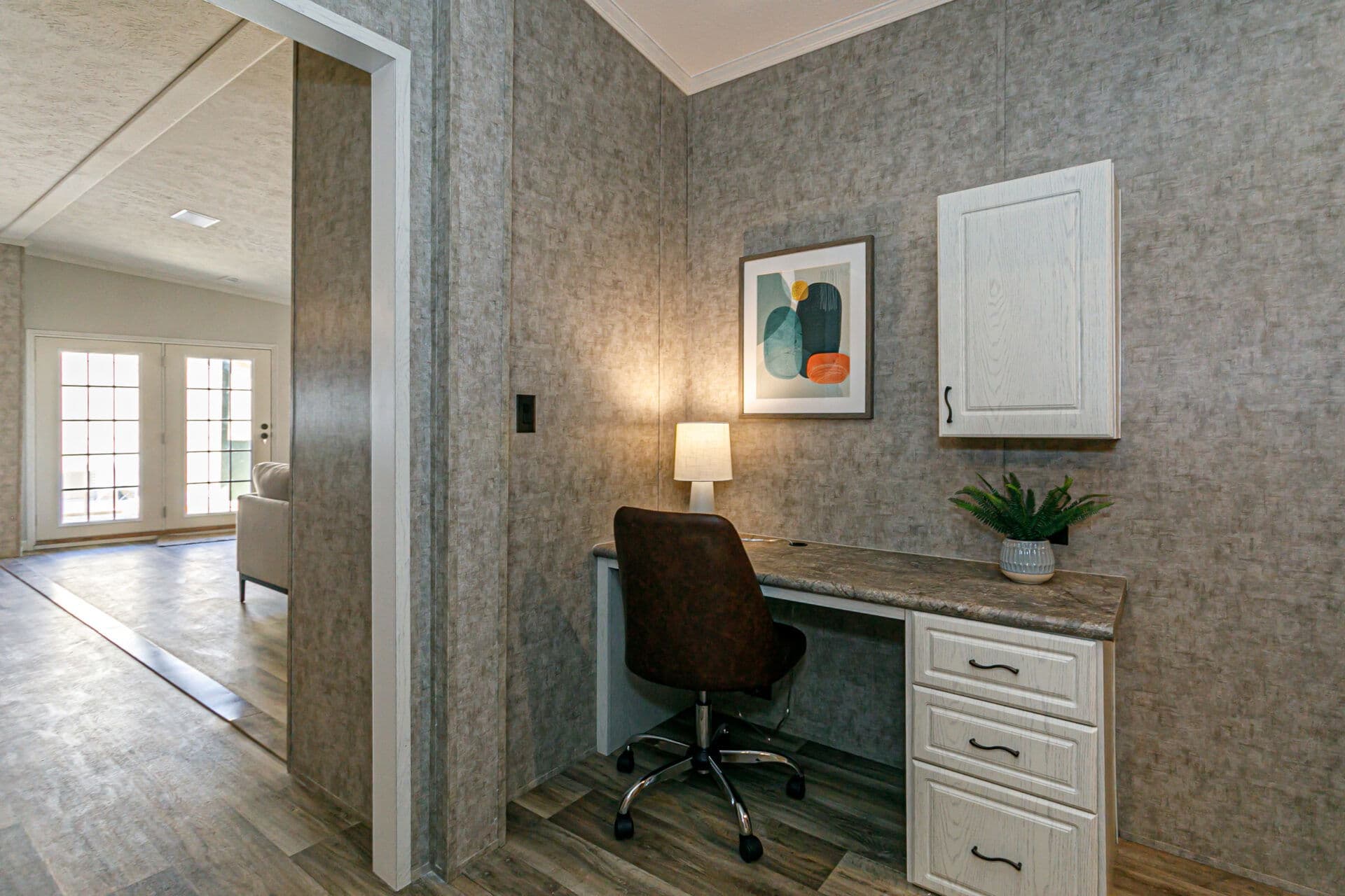 Classic c-3264-32bp interior home features