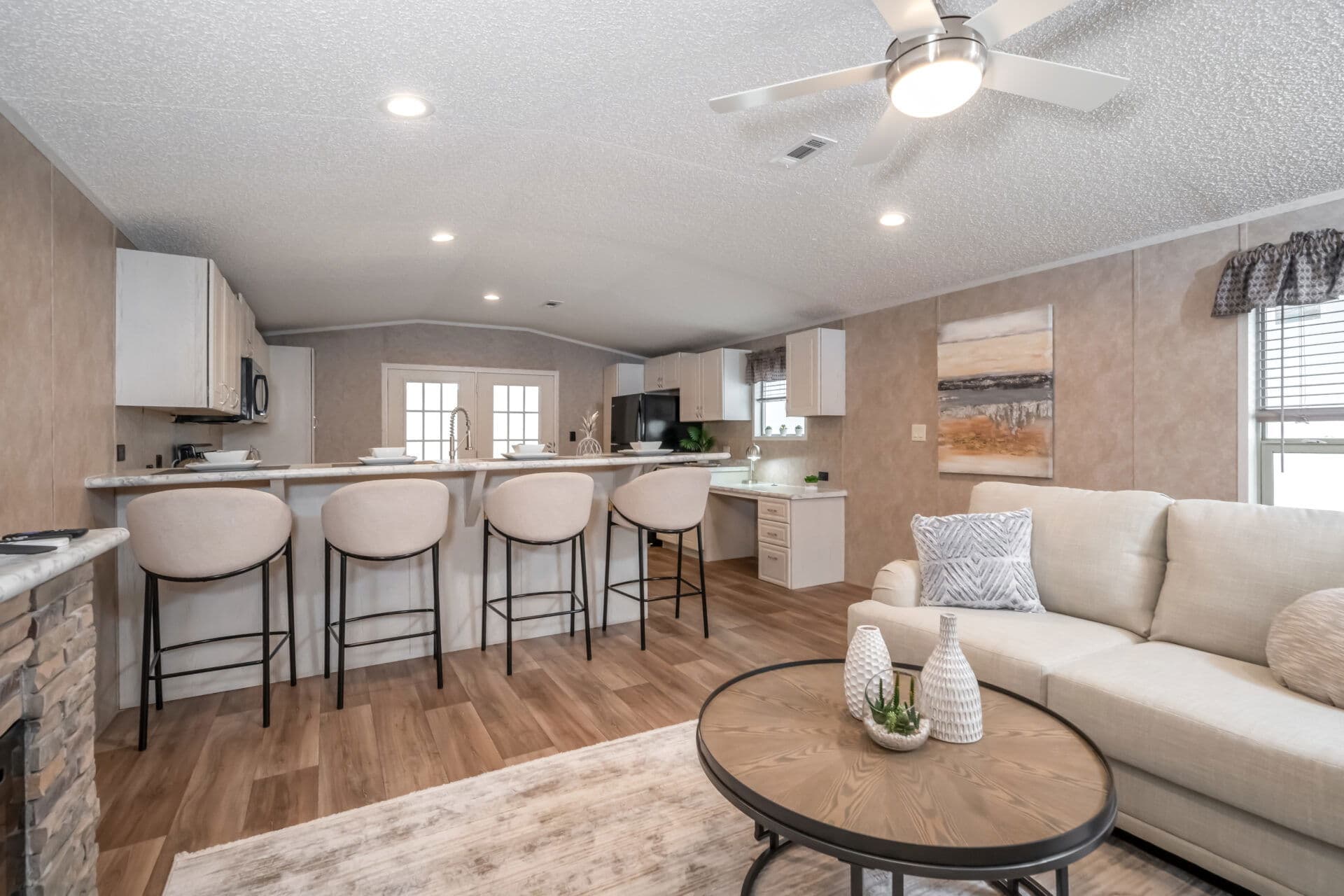 Classic c-1660-21fka interior home features