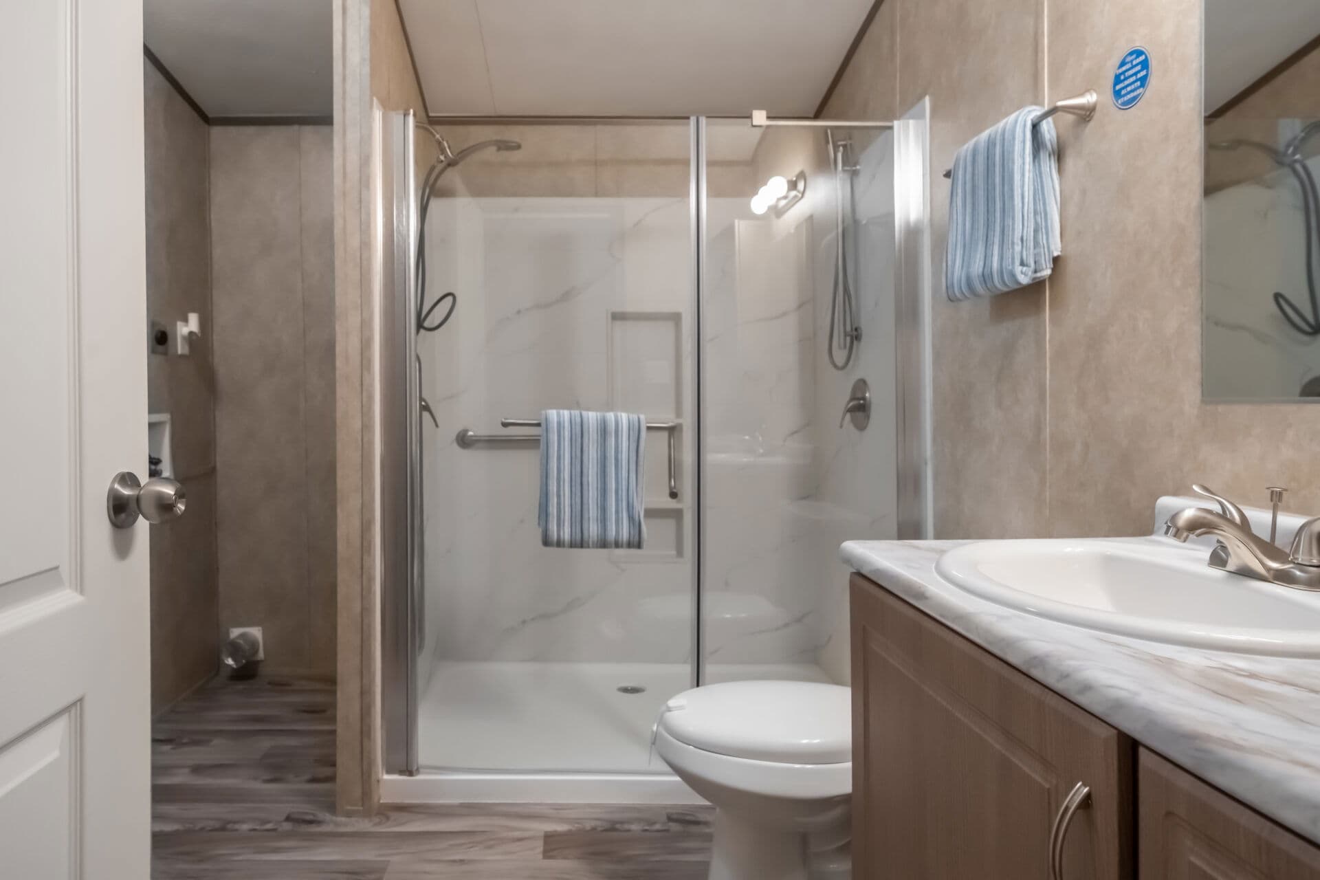 Select s-1460-21sa bathroom home features